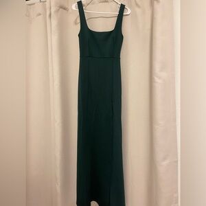 Elegant Green Sleeveless Dress